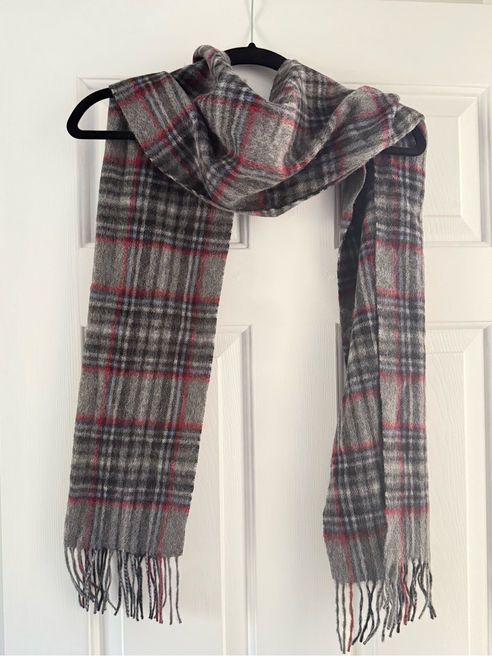 James Pringle weavers gray red plaid 100% wool fringe scarf